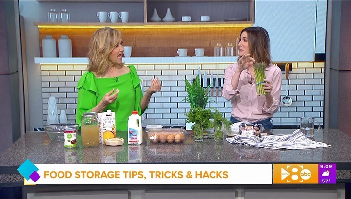 Groceries are more expensive than ever, these tips will save you money and increase the longevity of your refrigerated items. For all the ways you can stretch your $ during your next grocery haul, visit my website and follow @dinnerreinvented #groceryshopping #shopping #groceryhaul #grocerysavings #moneysaver #grocerytips #groceryprices #howtosavemoney #produce #refrigeratororganization #organizationtips